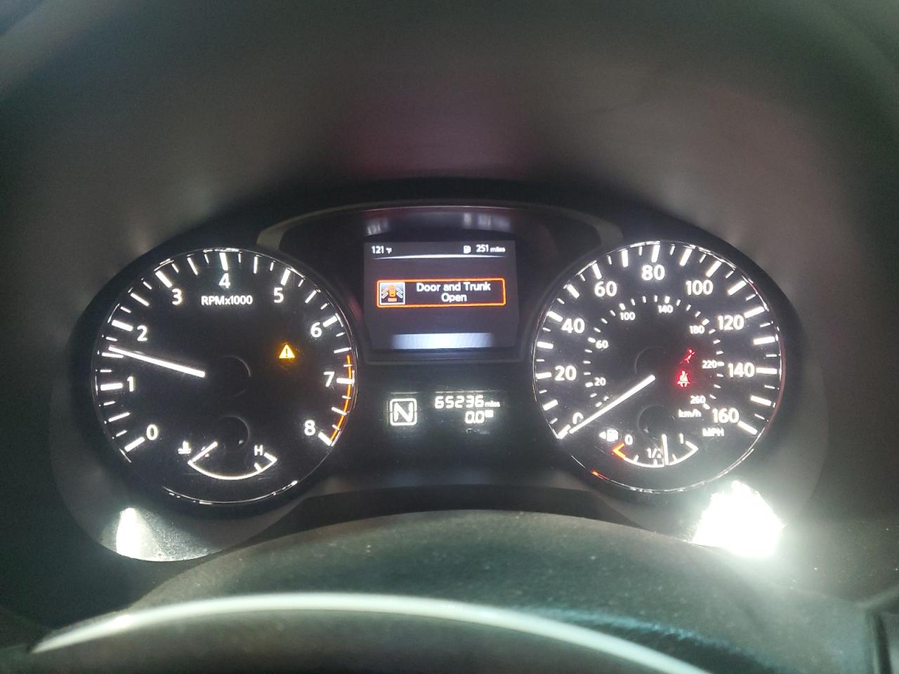 2015 Nissan Altima - Image 9