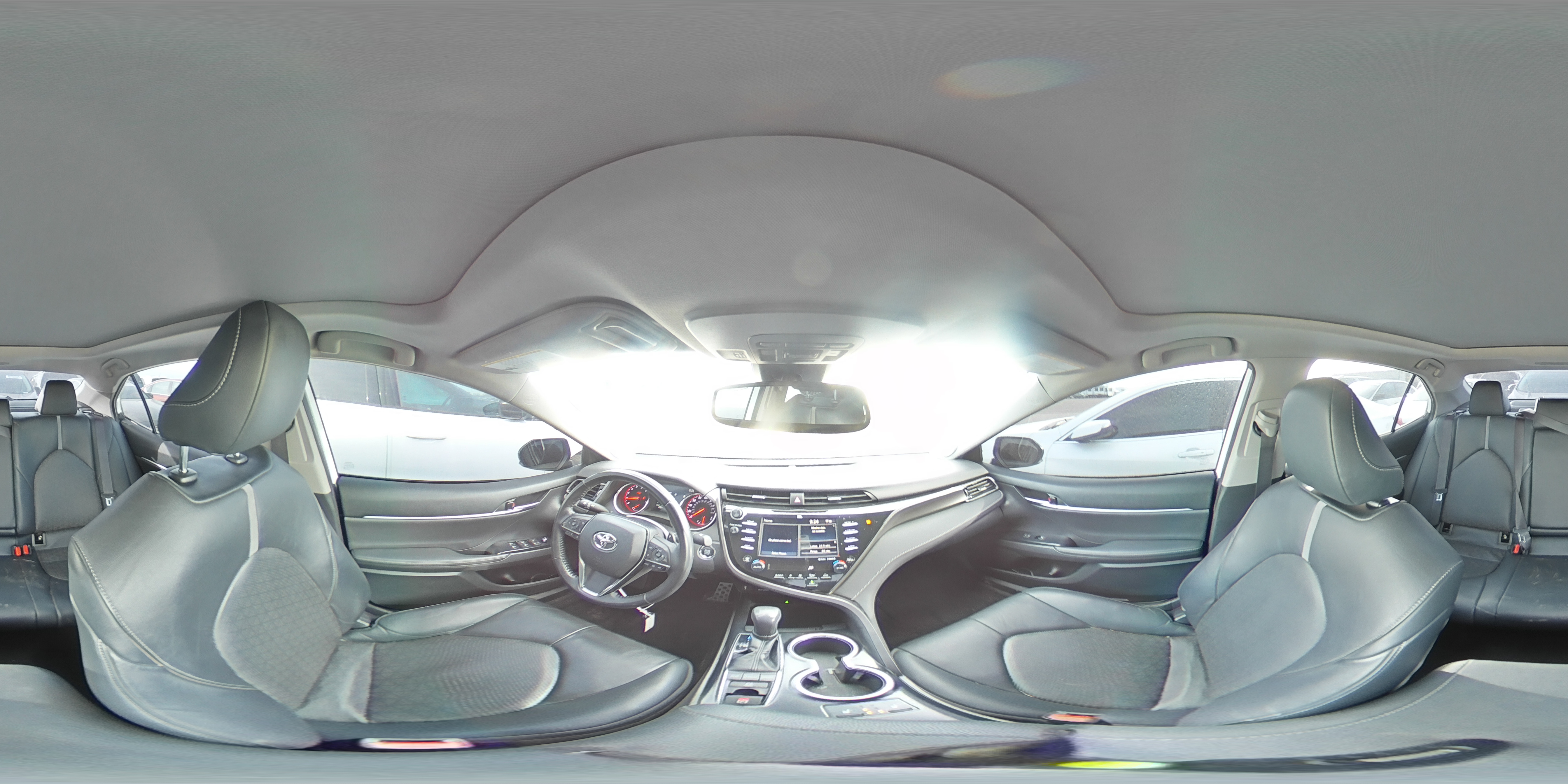 2020 Toyota Camry - Image 12