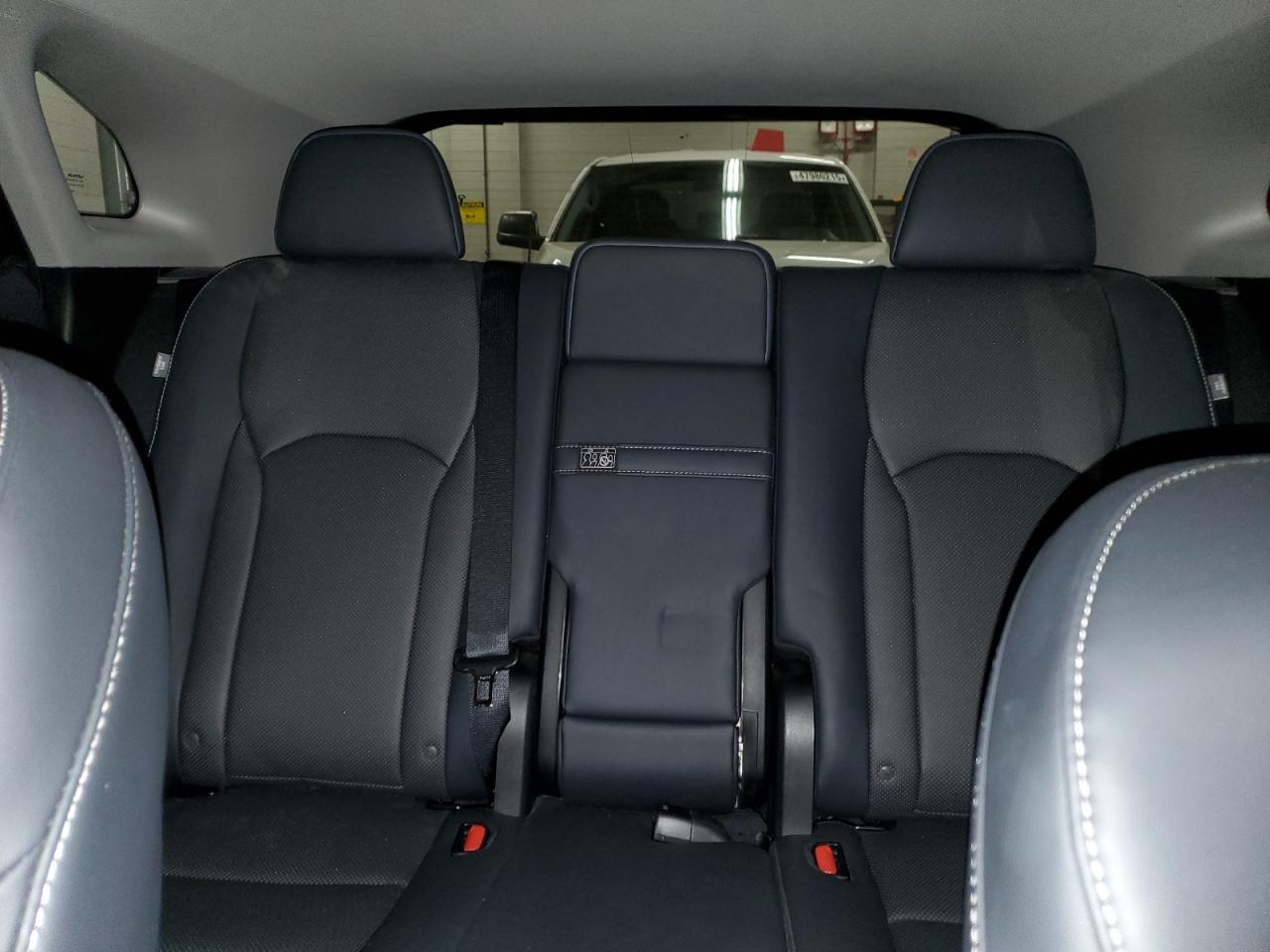 2021 Lexus RX - Image 10