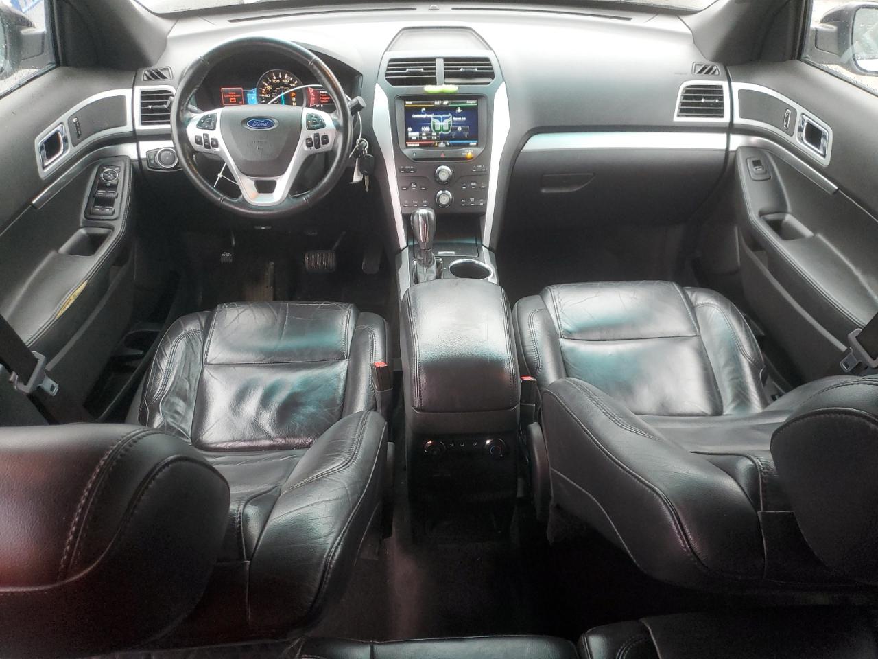 2012 Ford Explorer - Image 8