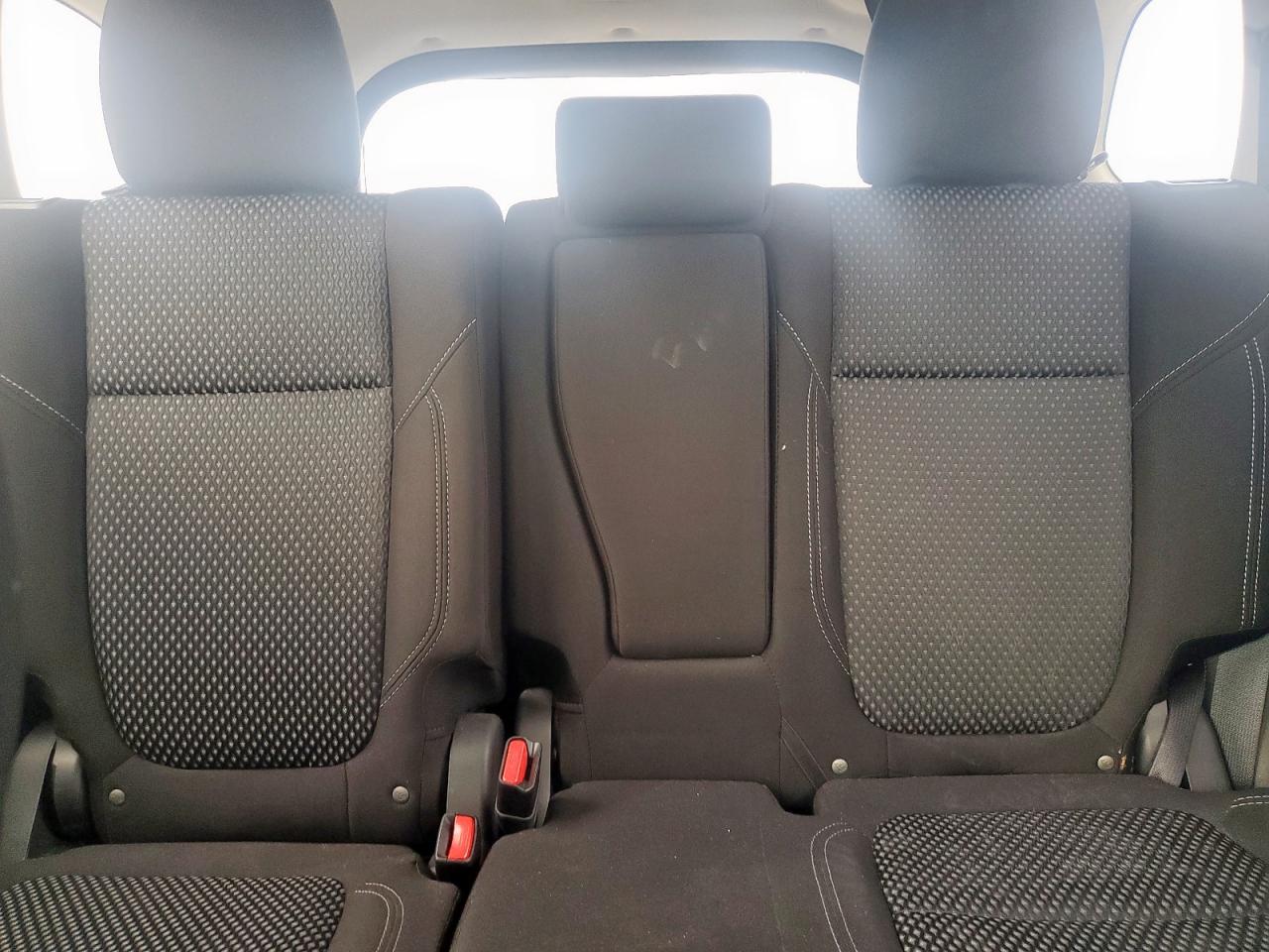 2020 Mitsubishi Outlander - Image 10