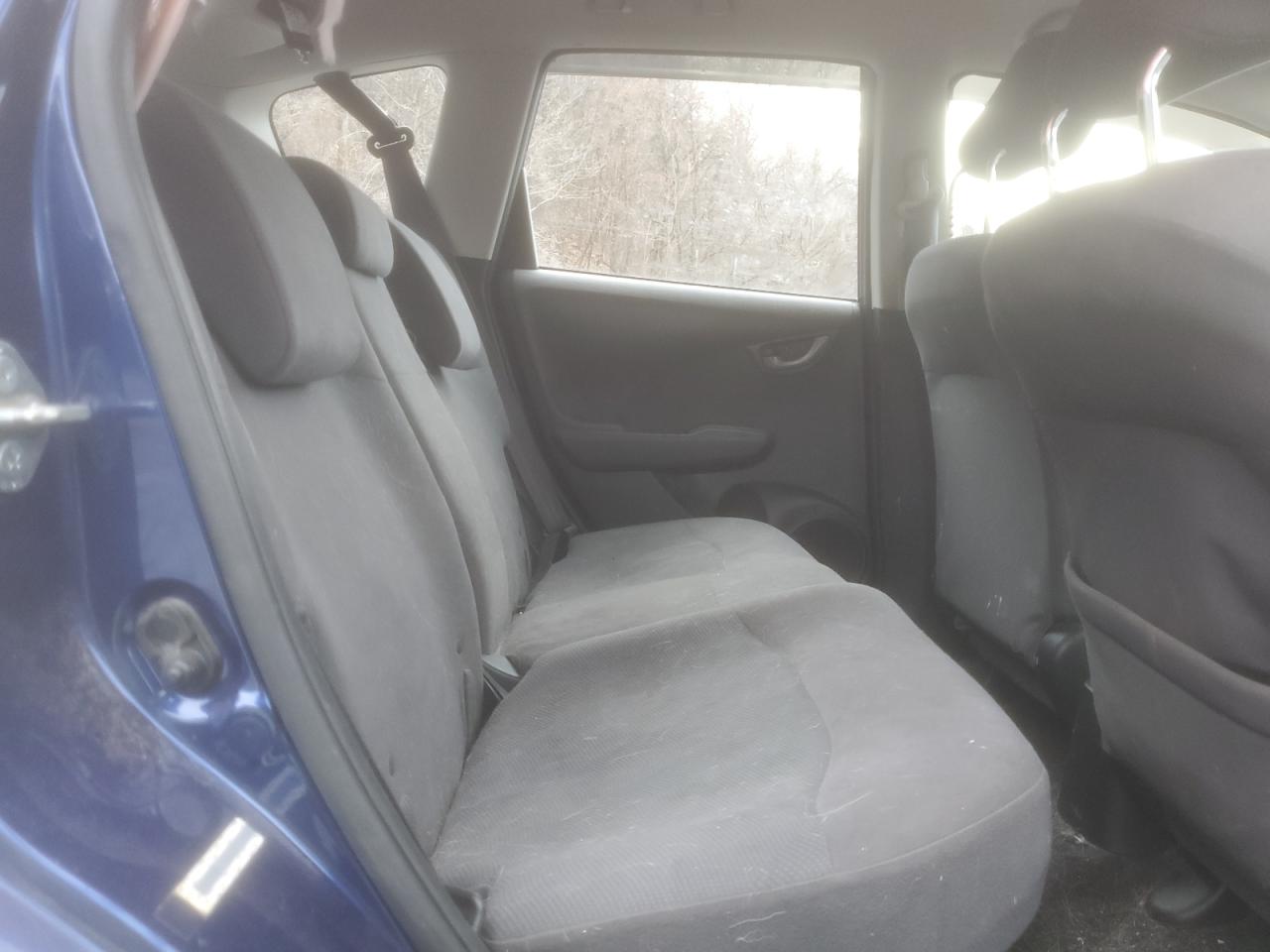 2013 Honda Fit - Image 11