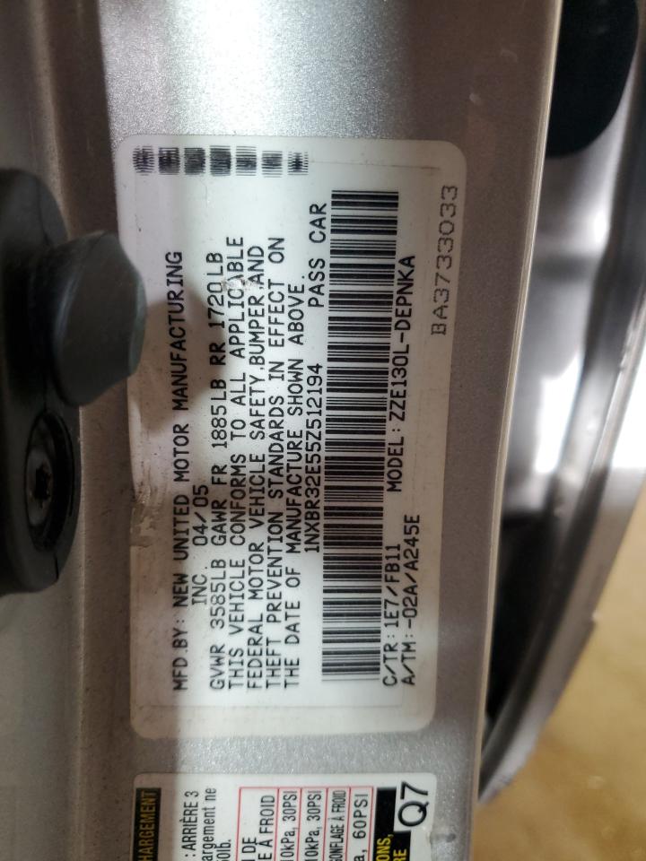 2005 Toyota Corolla - Image 12