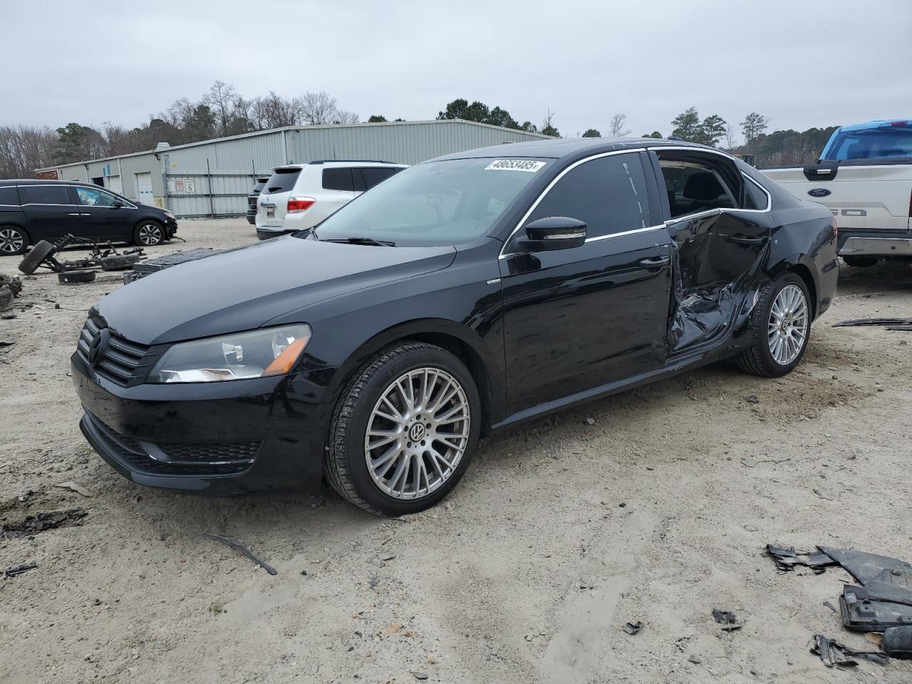 2014 Volkswagen Passat - Image 1