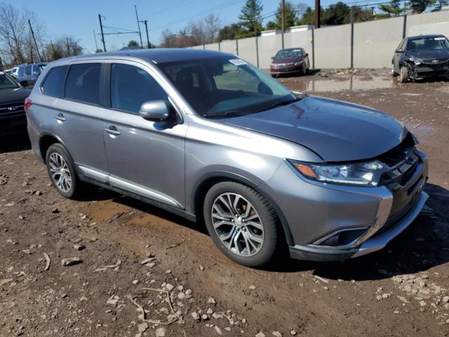  MITSUBISHI OUTLANDER 2018 Srebrny
