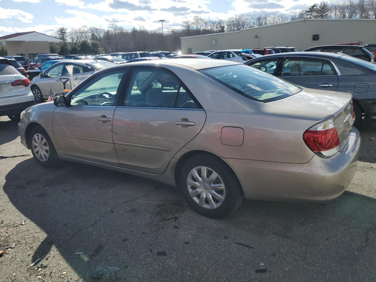 2005 Toyota Camry - Image 2