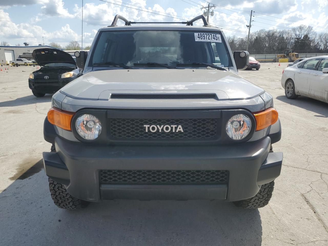 2013 Toyota FJ Cruiser - Image 5