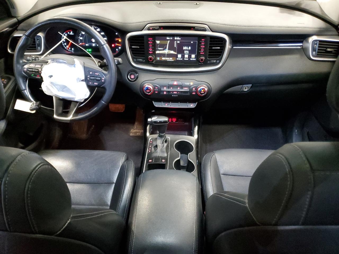 2016 Kia Sorento - Image 8