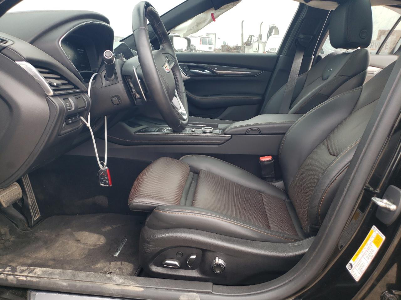 2023 Cadillac CT5 - Image 7