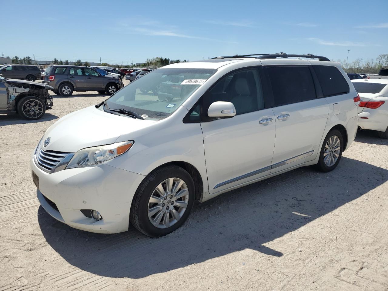 2014 Toyota Sienna - Image 1