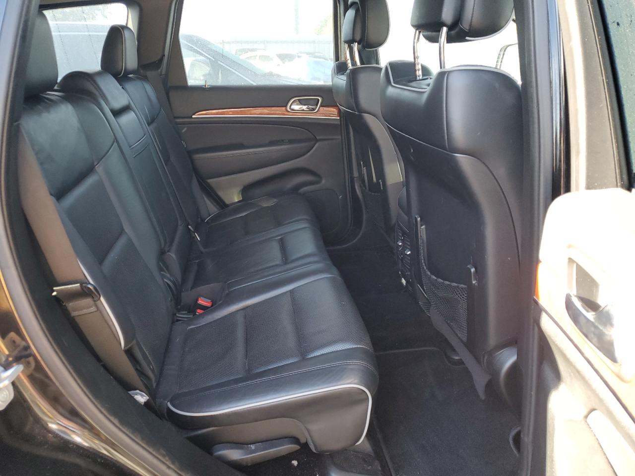 2013 Jeep Grand Cherokee - Image 11