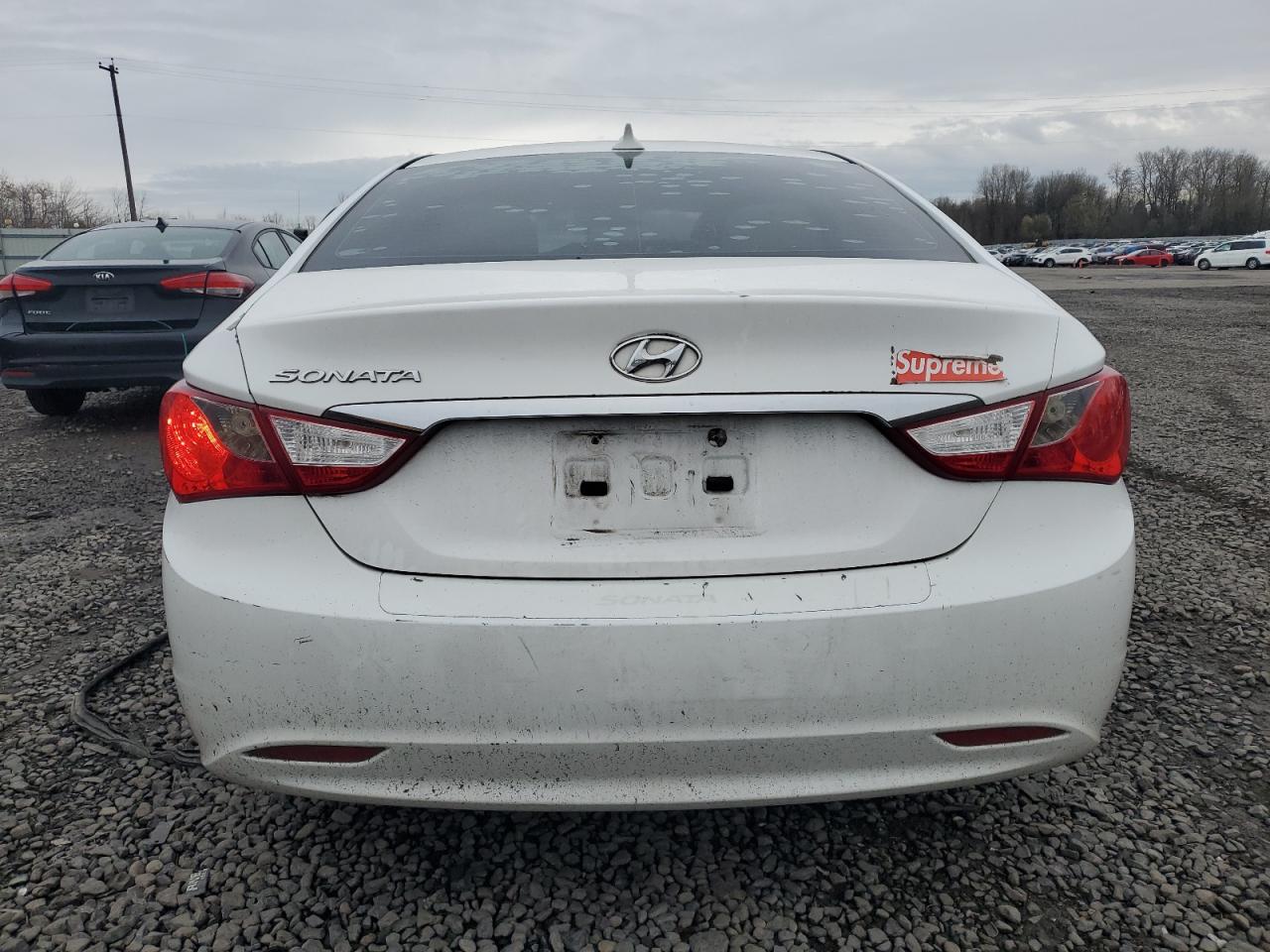 2012 Hyundai Sonata - Image 6