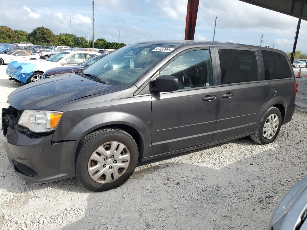 2016 Dodge Caravan - Image 1