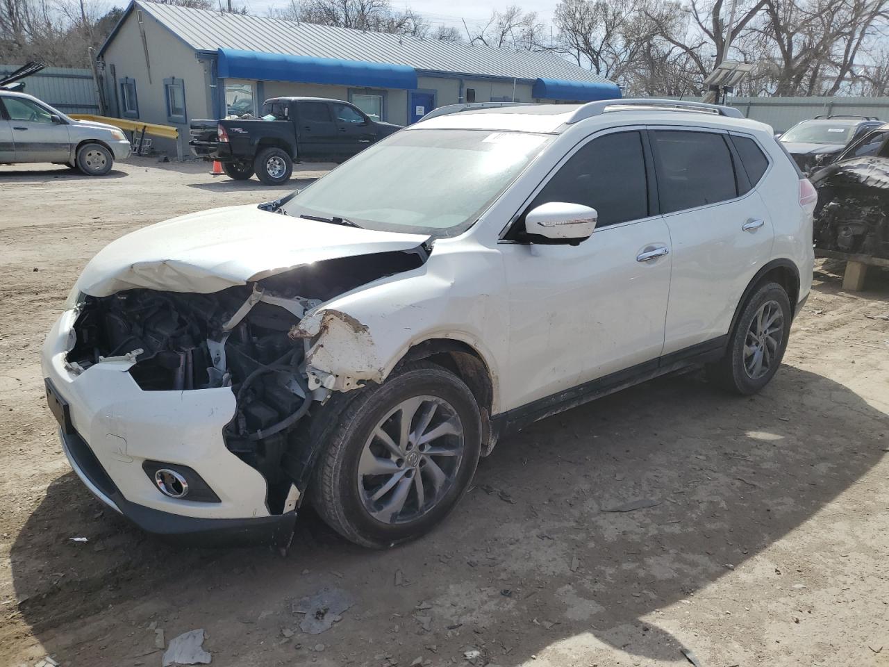 2015 Nissan Rogue - Image 1