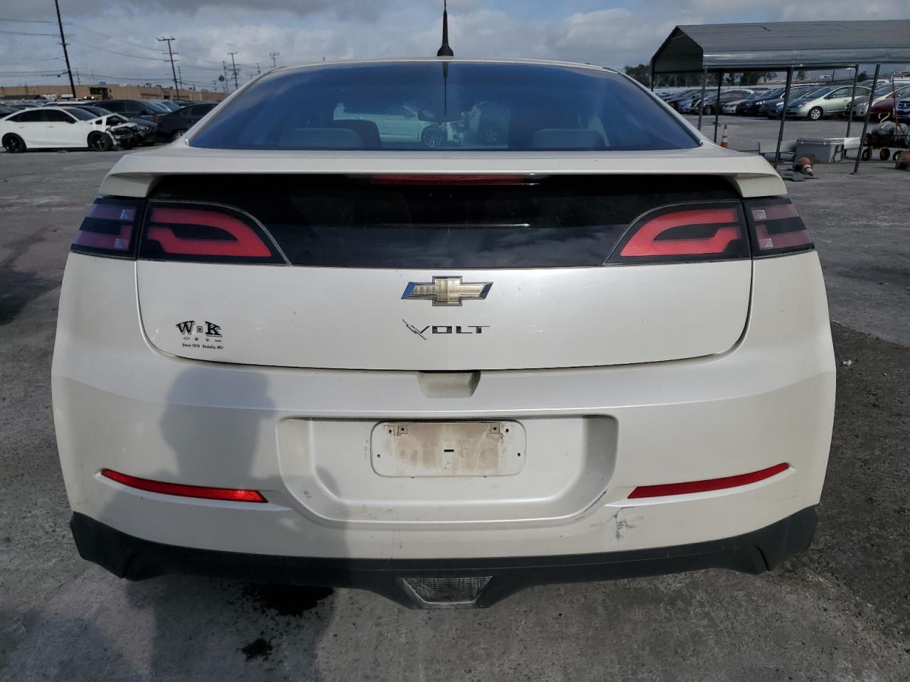 2013 Chevrolet Volt - Image 6