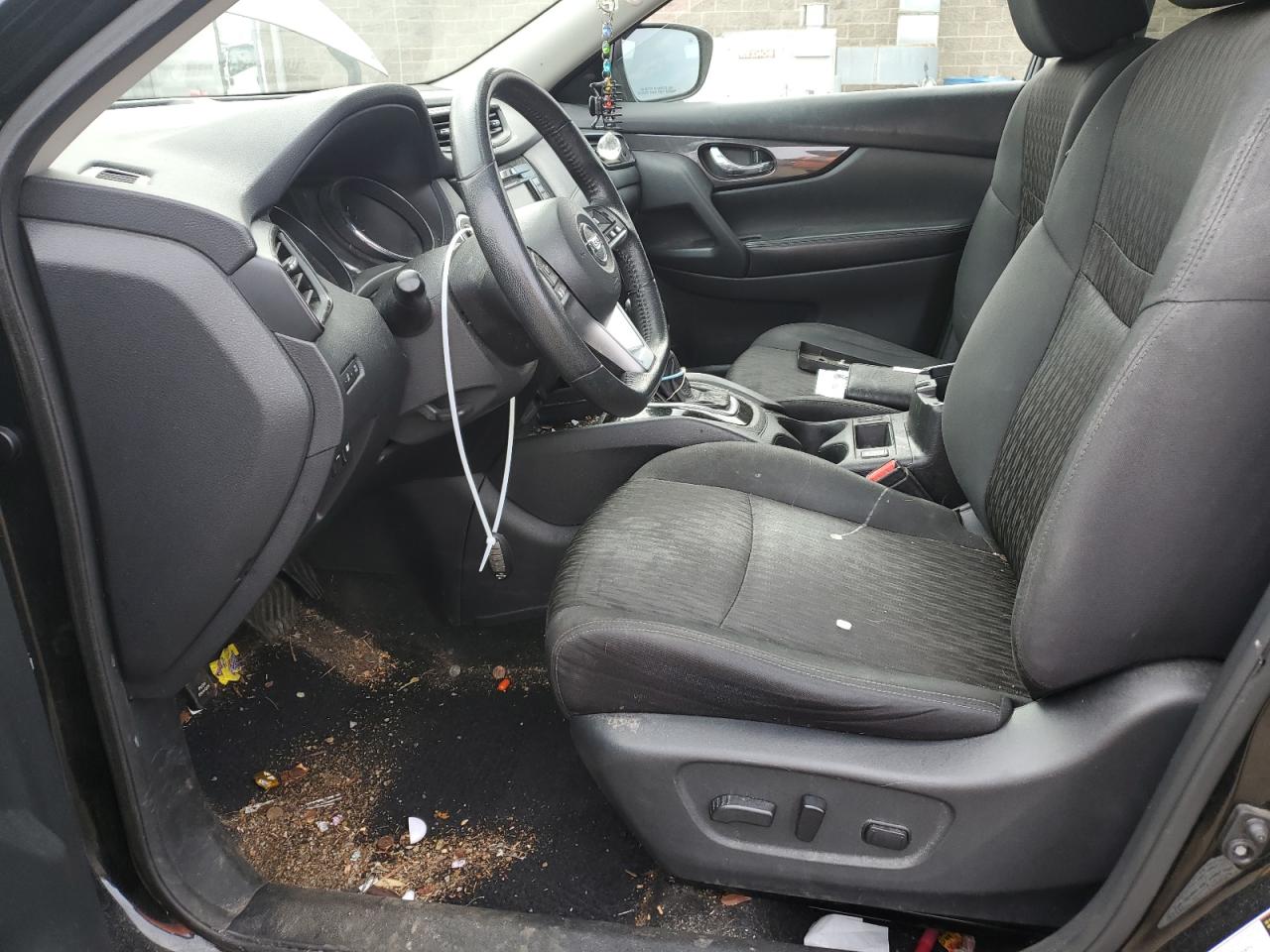 2019 Nissan Rogue - Image 7