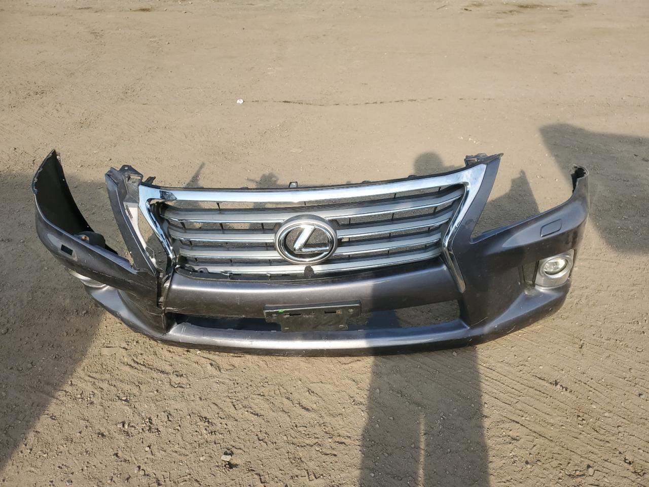 2014 Lexus LX - Image 13