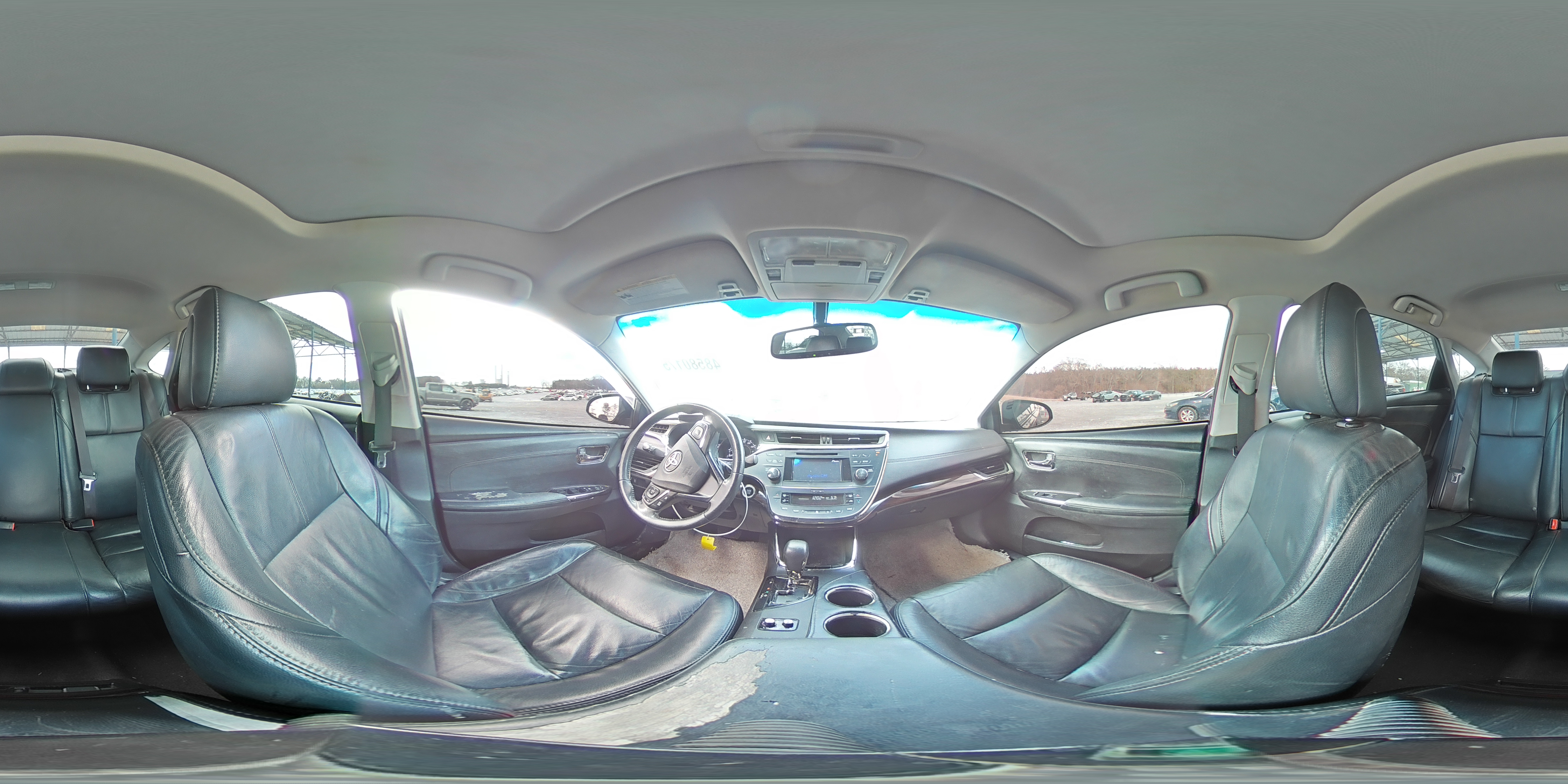 2014 Toyota Avalon - Image 13