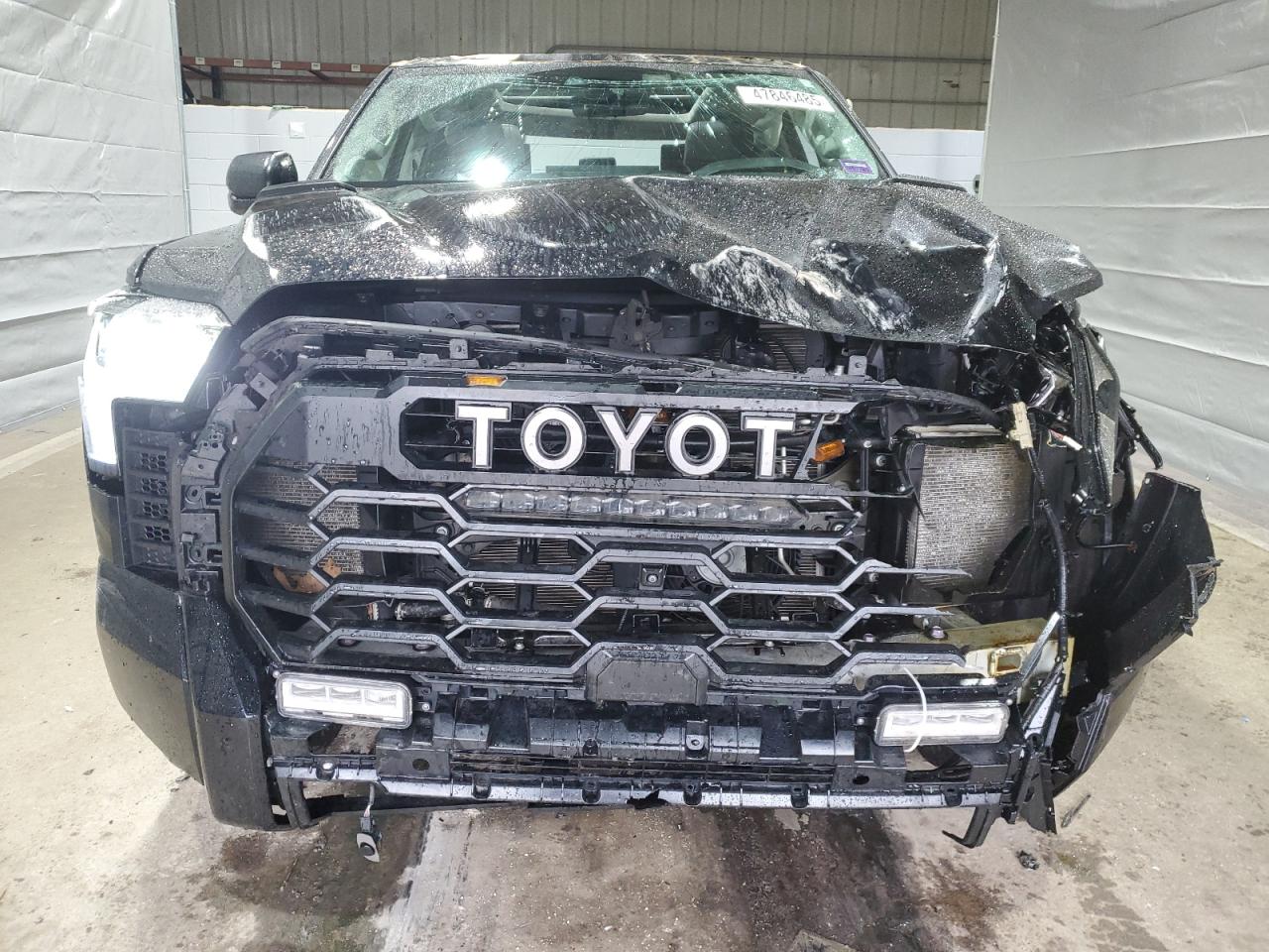 2022 Toyota Tundra - Image 5
