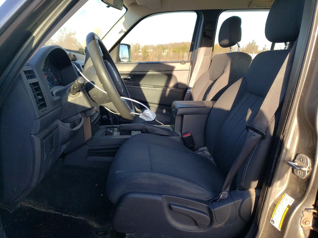 2012 Jeep Liberty (North America) - Image 7