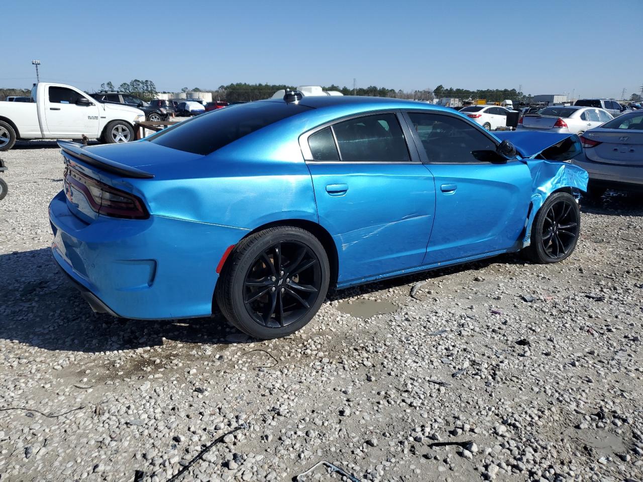2018 Dodge Charger - Image 3