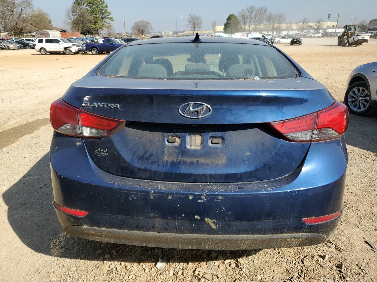 2016 Hyundai Elantra - Image 6