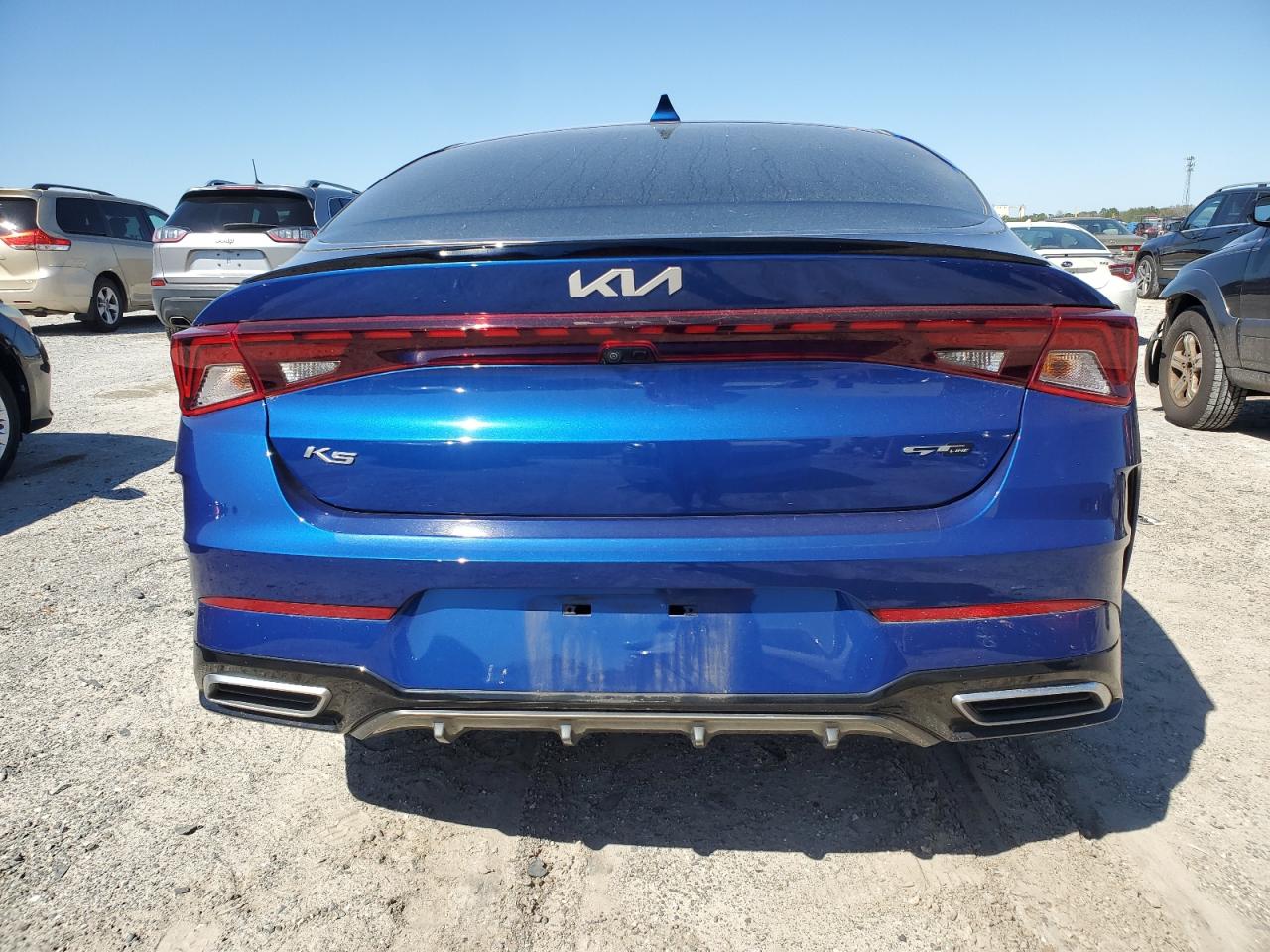 2022 Kia K5 - Image 6