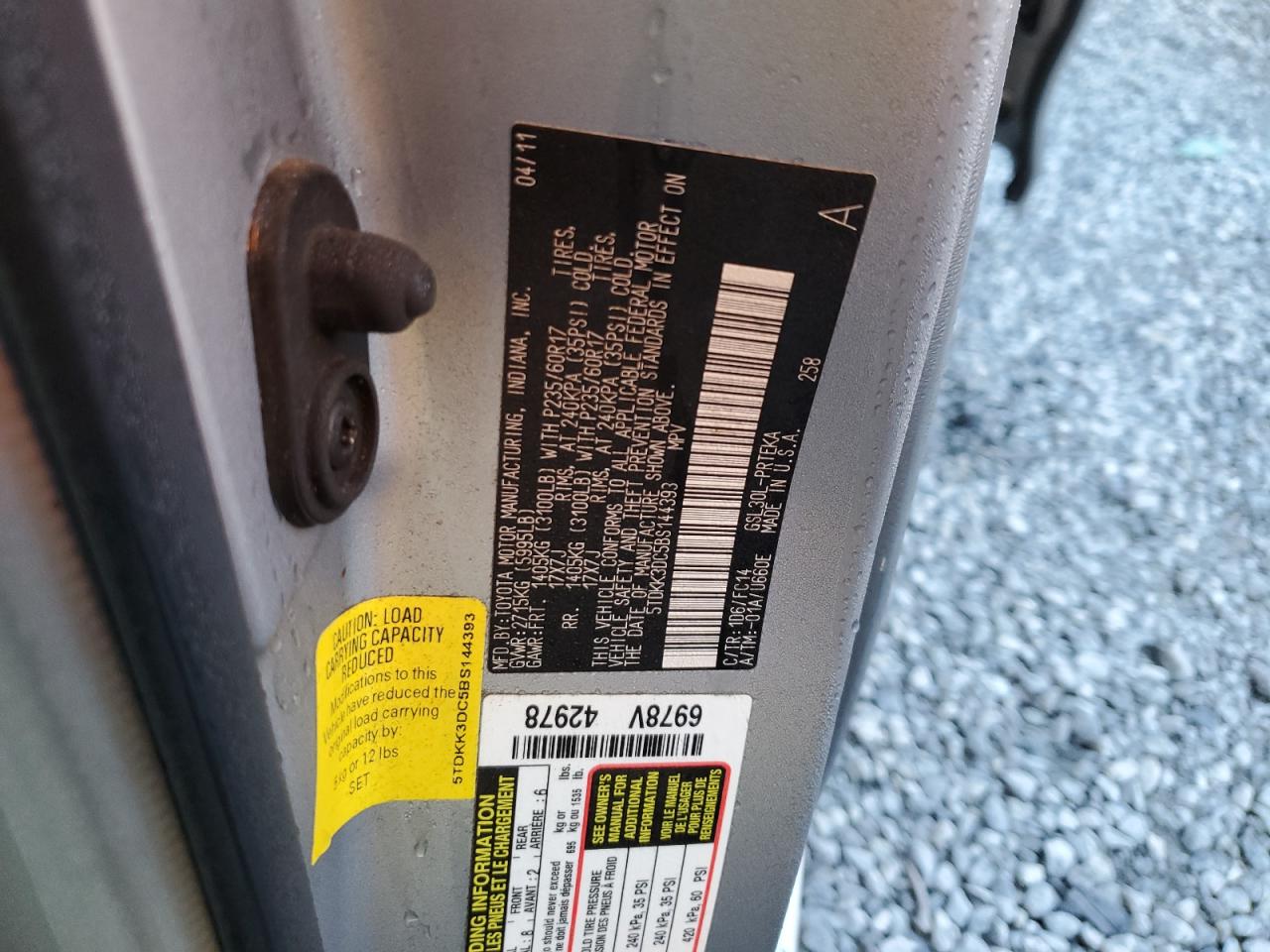 2011 Toyota Sienna - Image 14