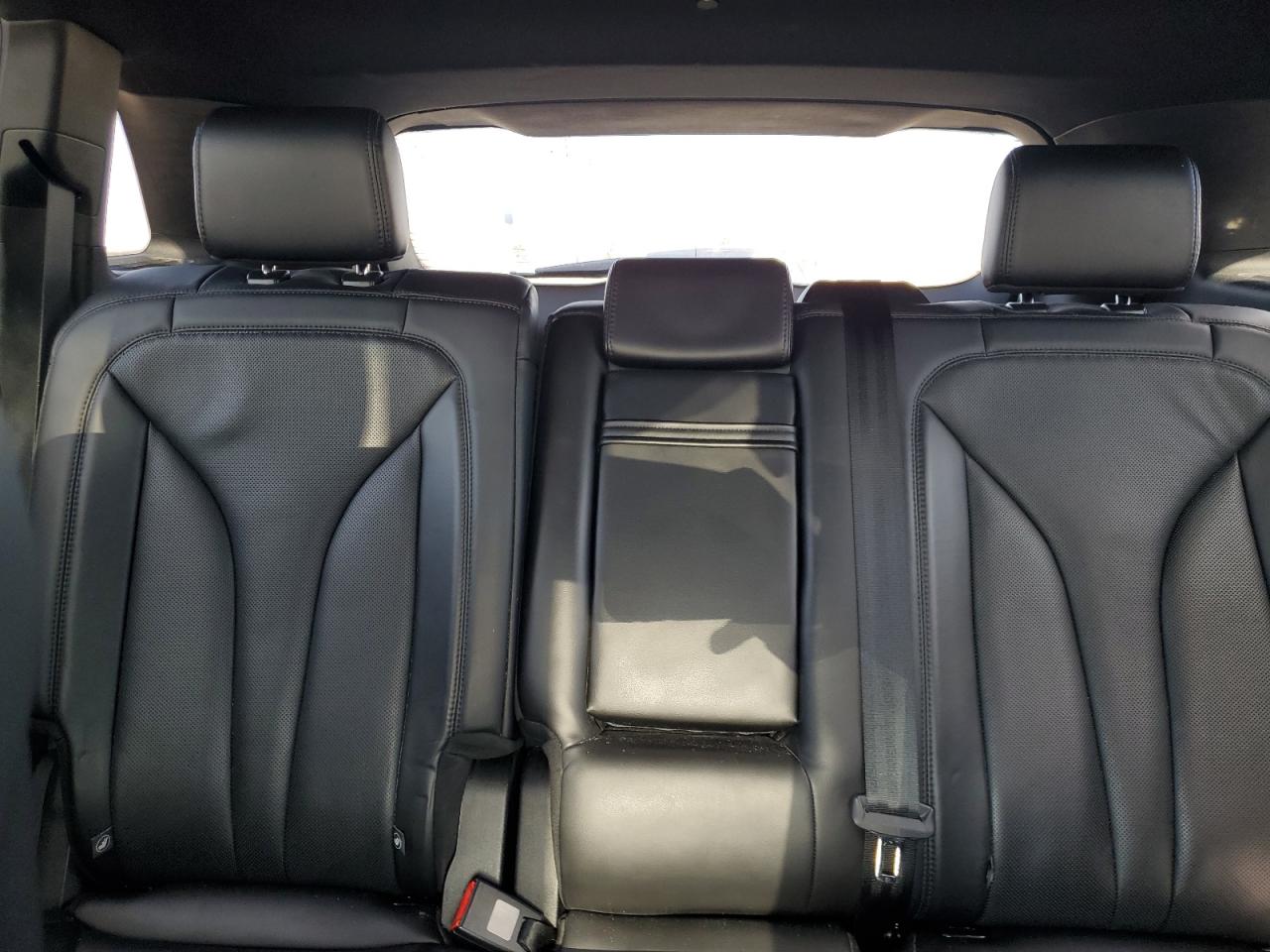 2019 Lincoln Nautilus - Image 10