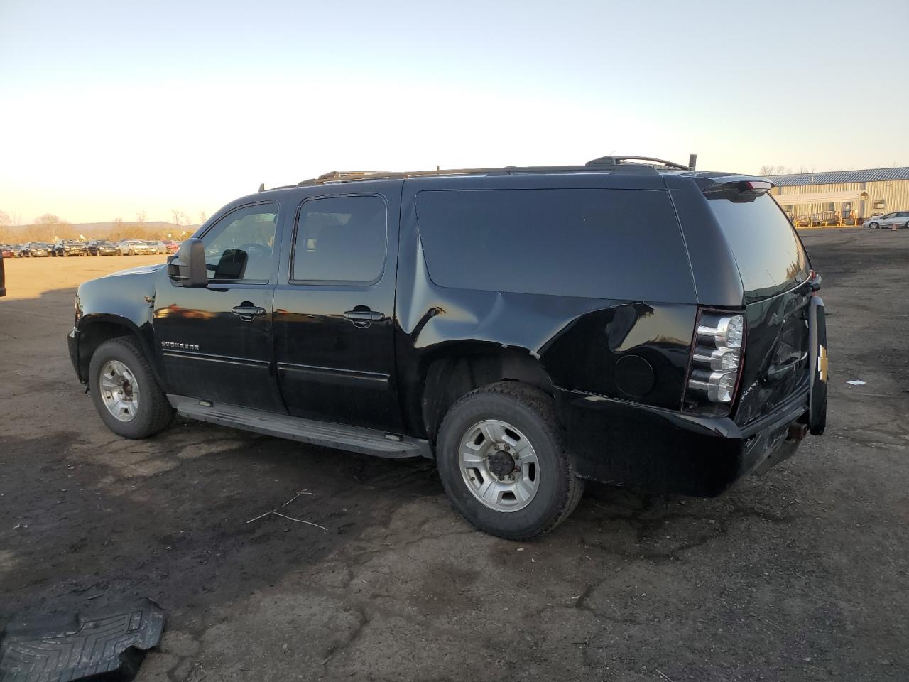 2013 Chevrolet Suburban - Image 2