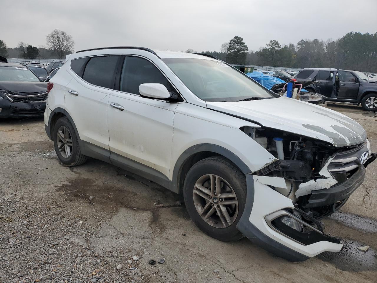 2017 Hyundai Santa Fe - Image 4