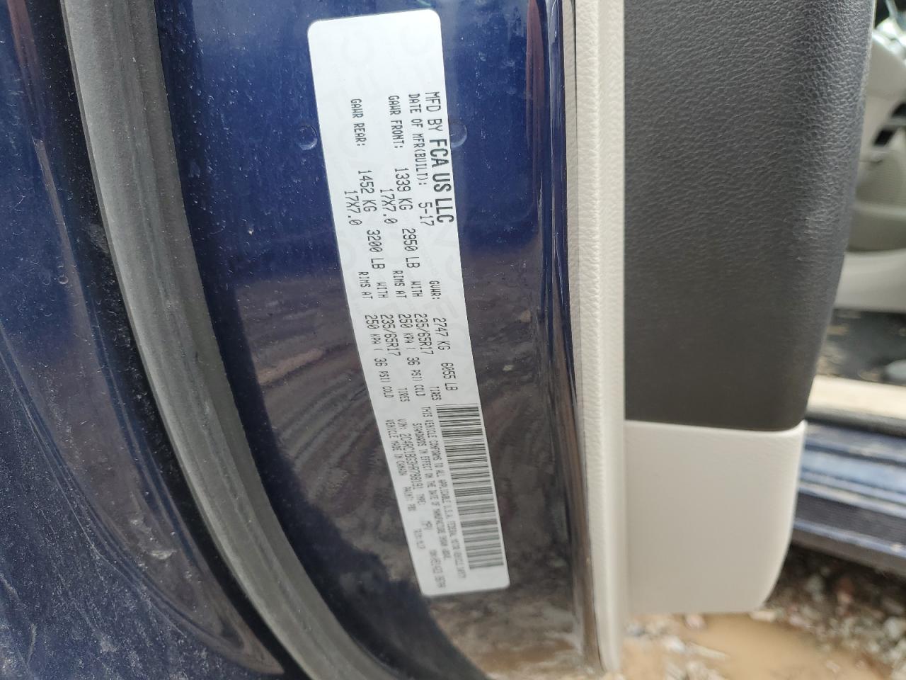 2017 Chrysler Pacifica - Image 14