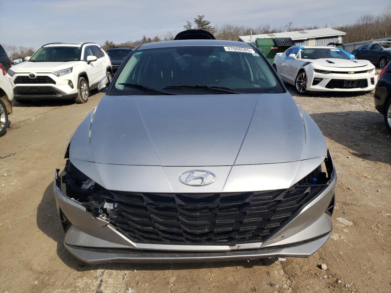 2022 Hyundai Elantra - Image 5