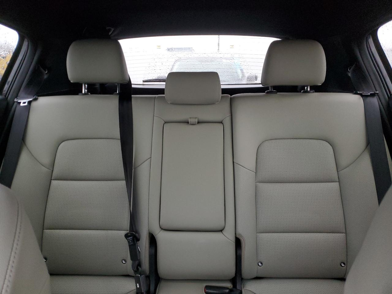 2020 Kia Sportage - Image 10