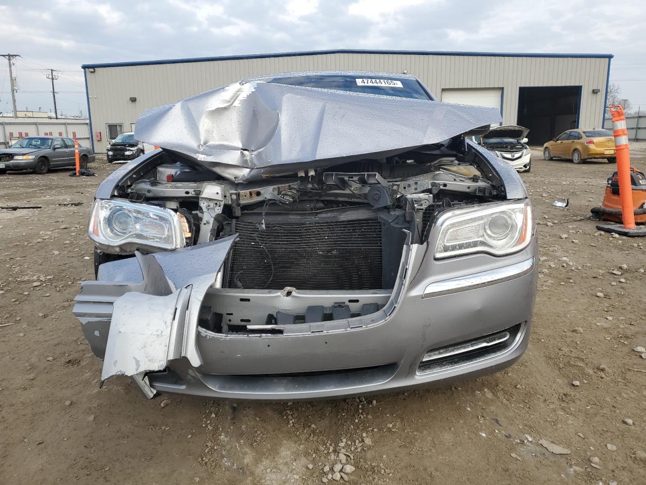 2014 Chrysler 300 - Image 5