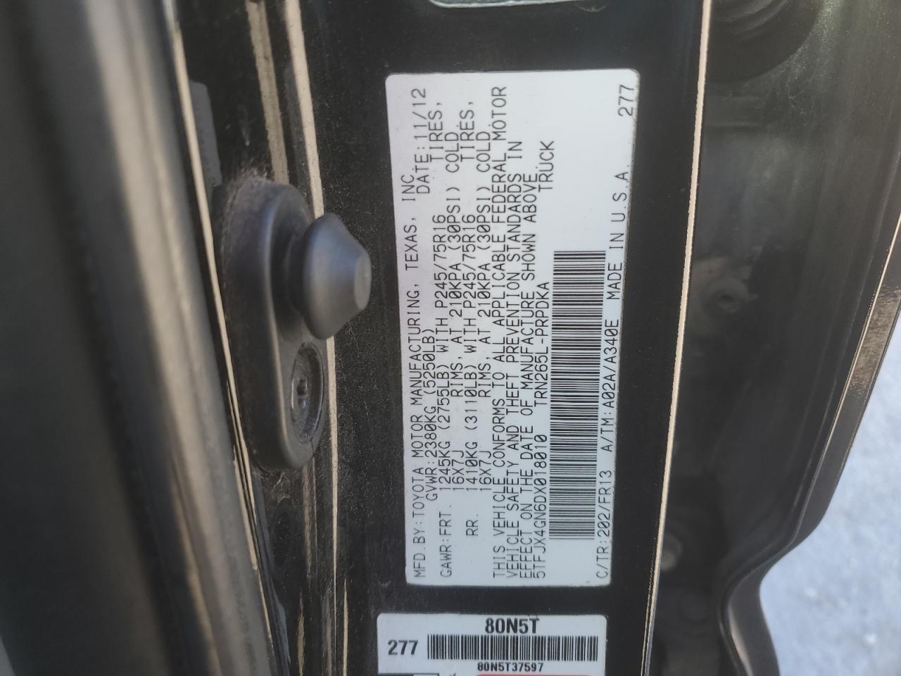 2013 Toyota Tacoma - Image 15