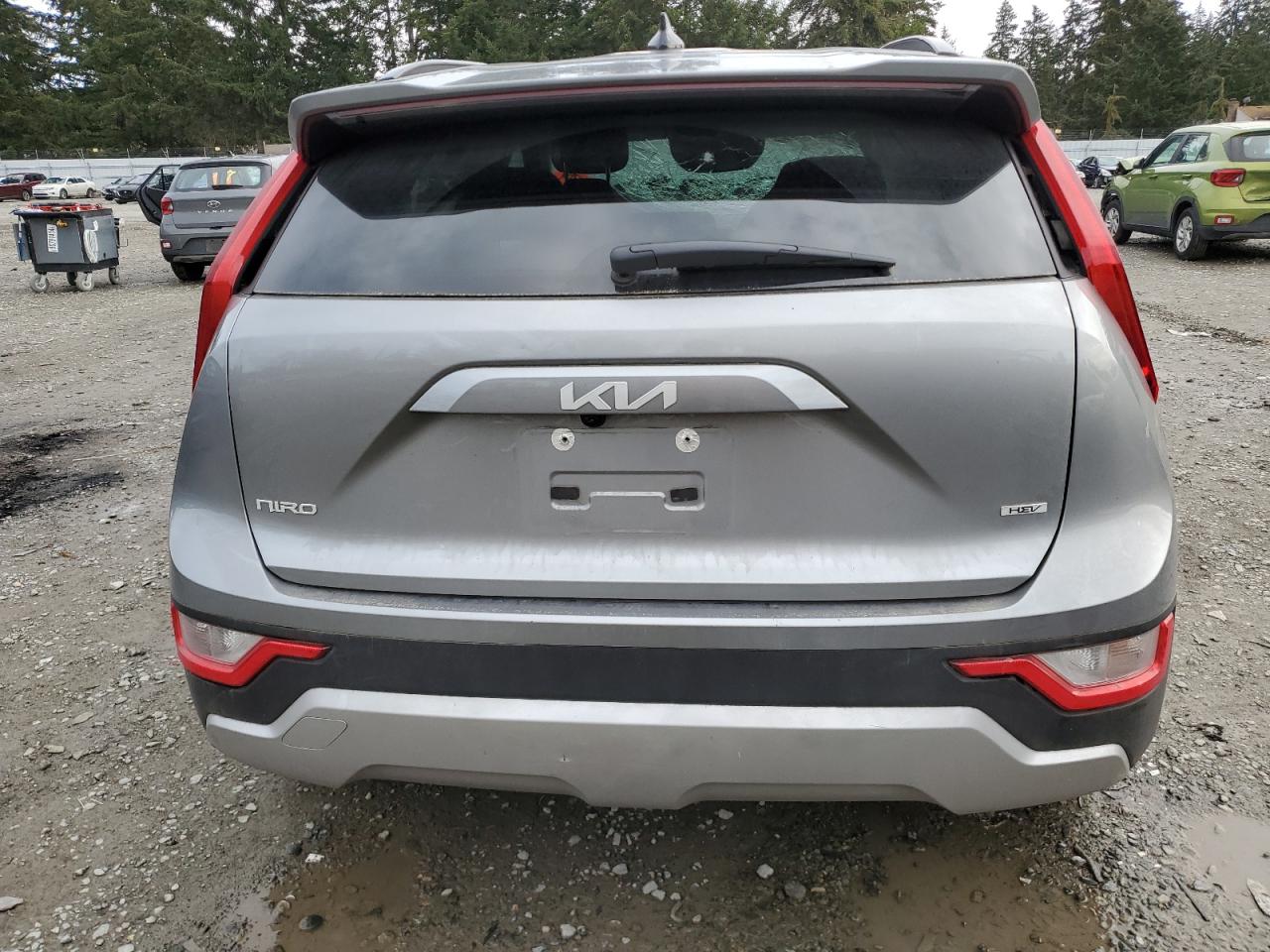2024 Kia Niro - Image 6