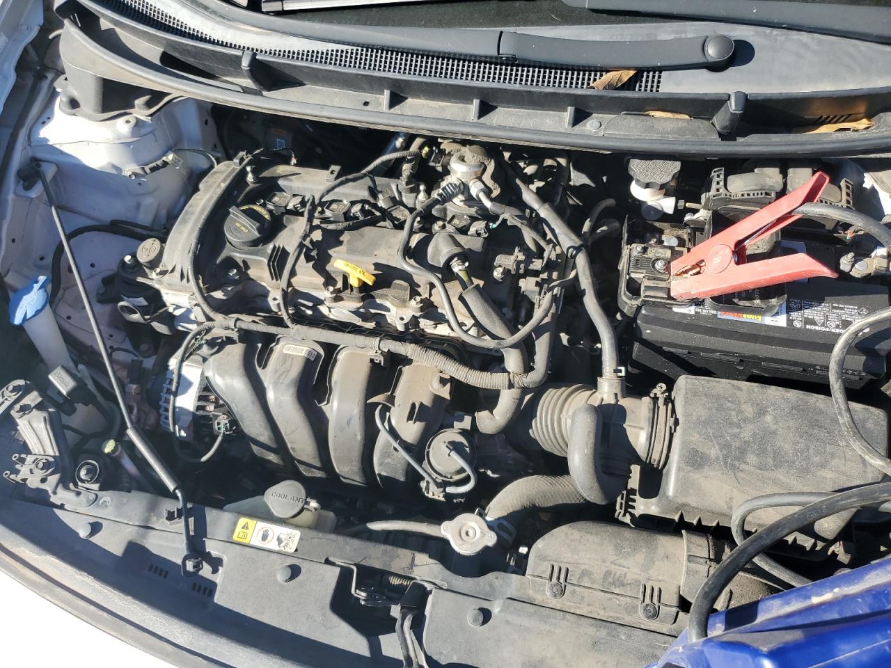 2016 Hyundai Elantra - Image 11