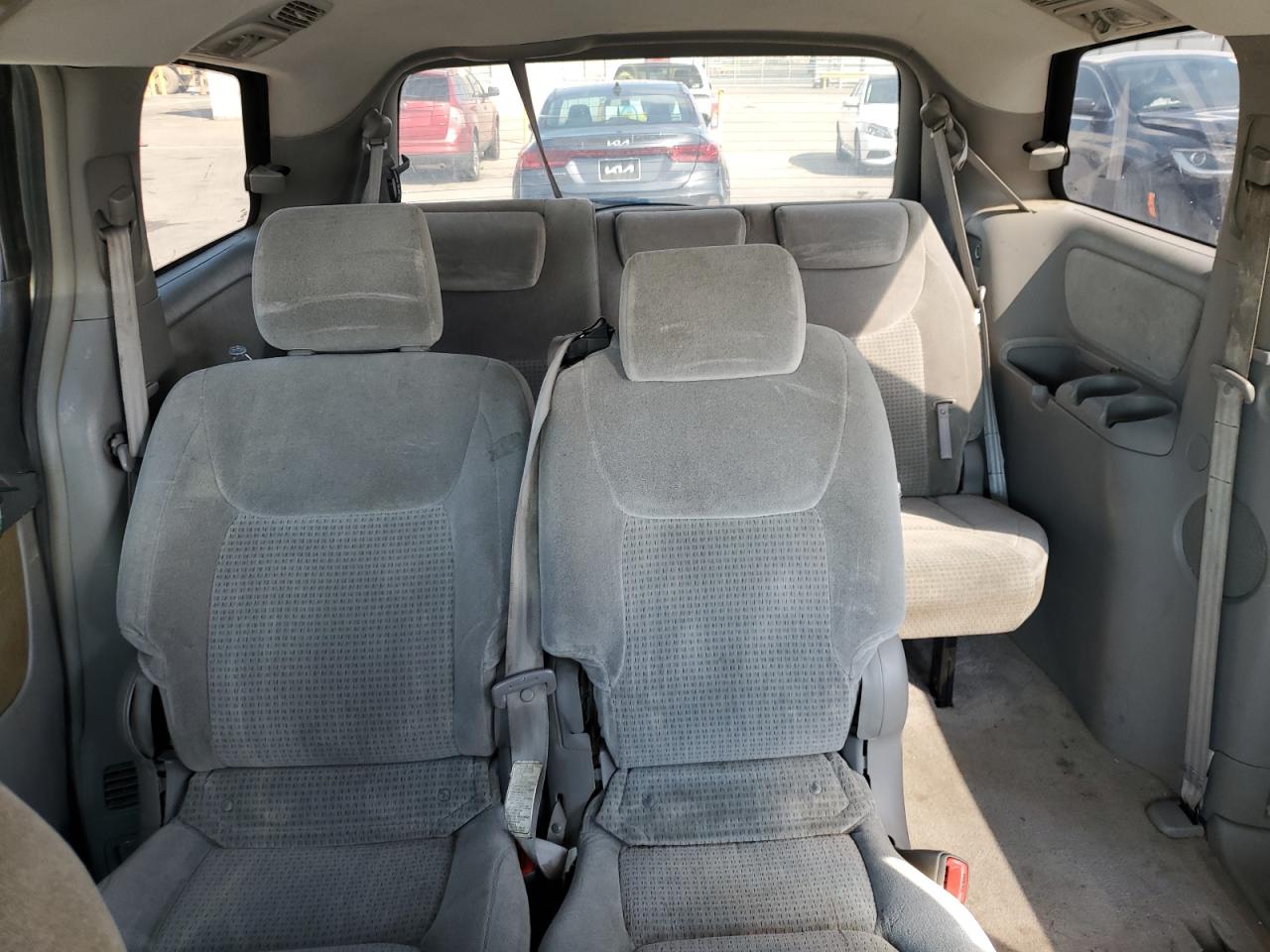 2006 Toyota Sienna - Image 10