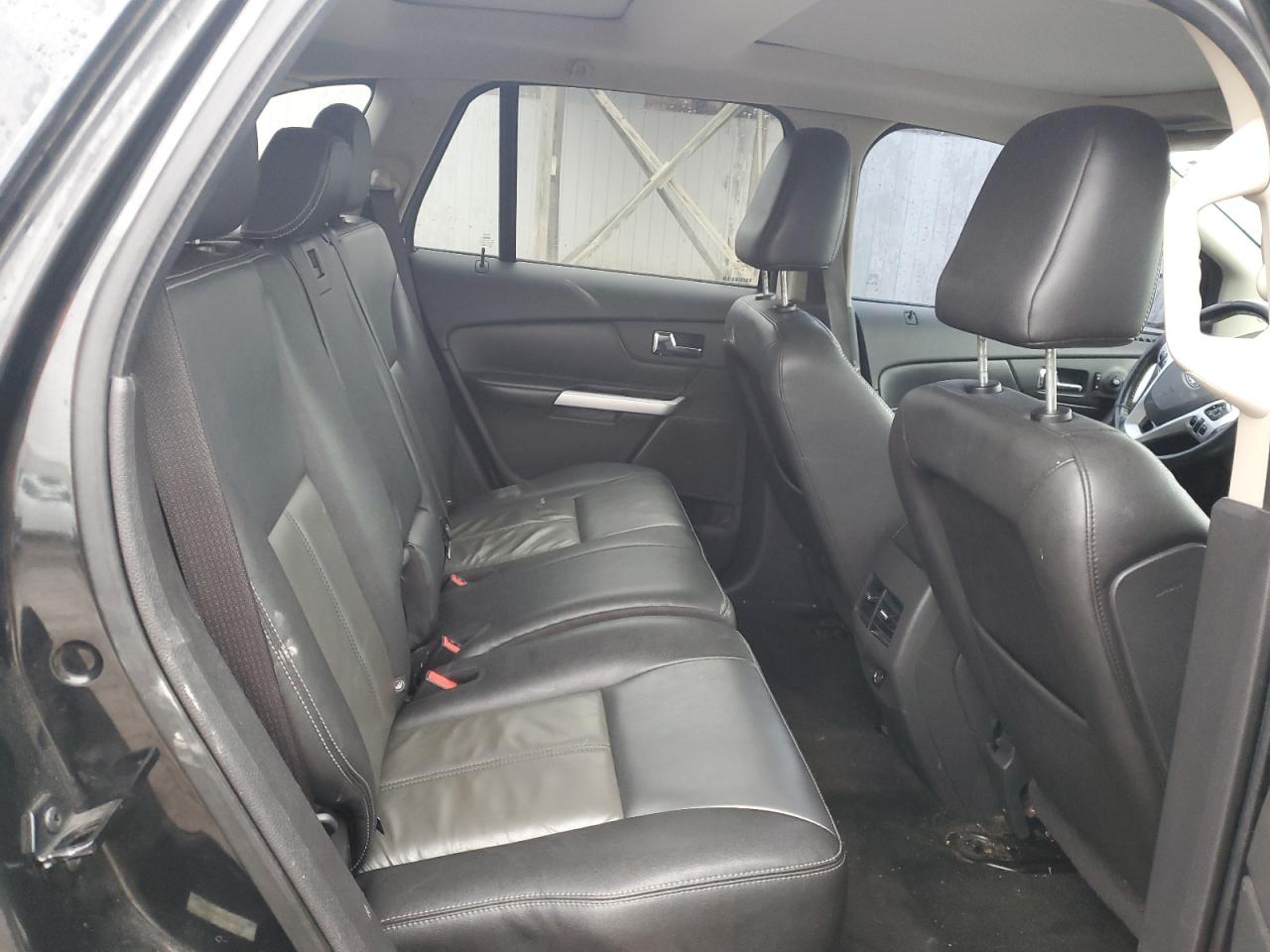 2011 Ford Edge - Image 12