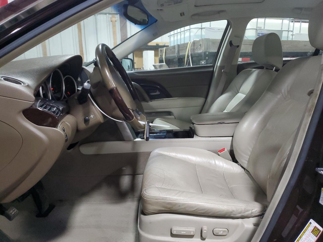 2011 Acura RL - Image 7