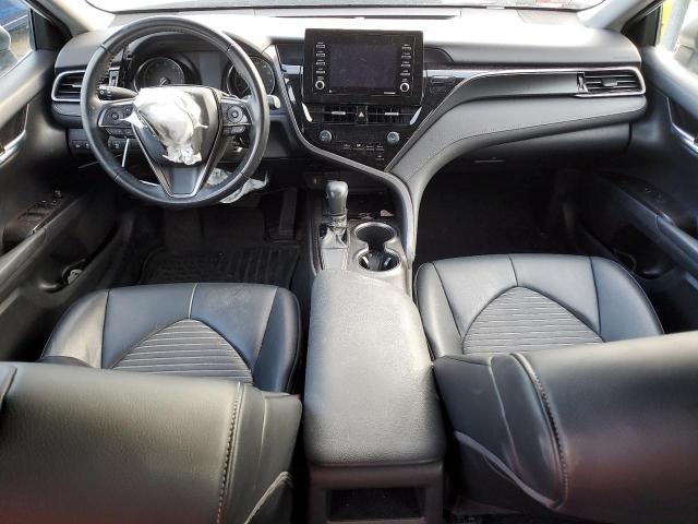  TOYOTA CAMRY 2021 Biały