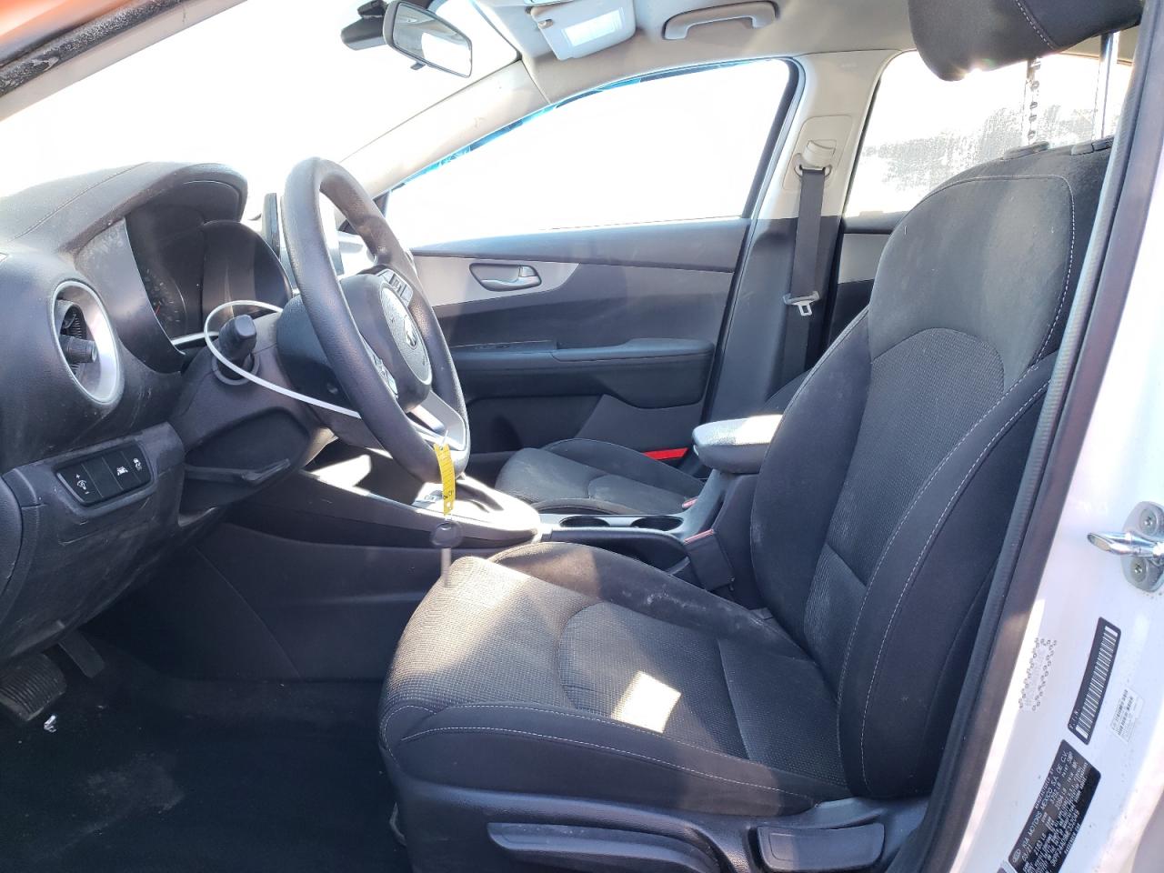2021 Kia Forte - Image 7