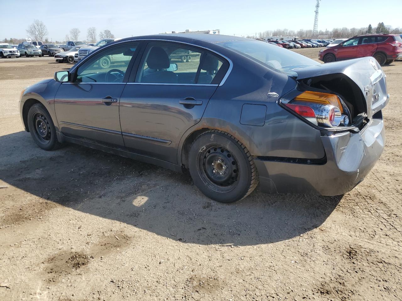 2010 Nissan Altima - Image 2