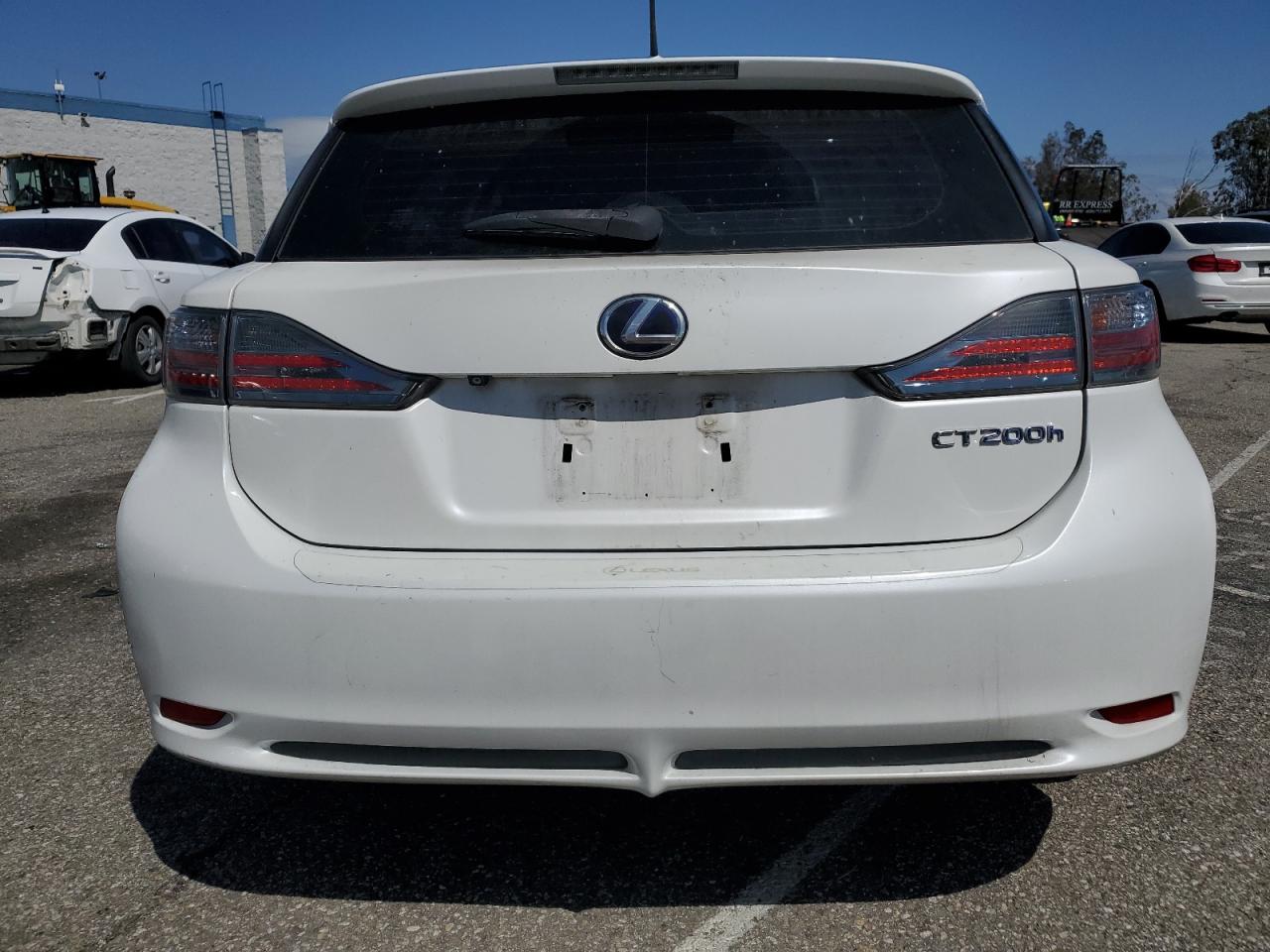 2011 Lexus CT - Image 6