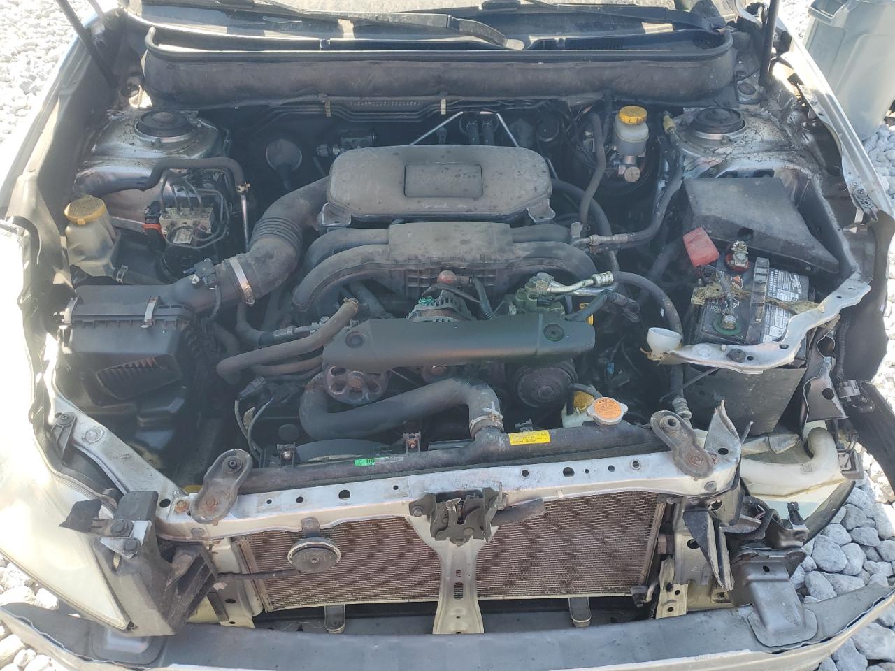 2012 Subaru Outback - Image 14