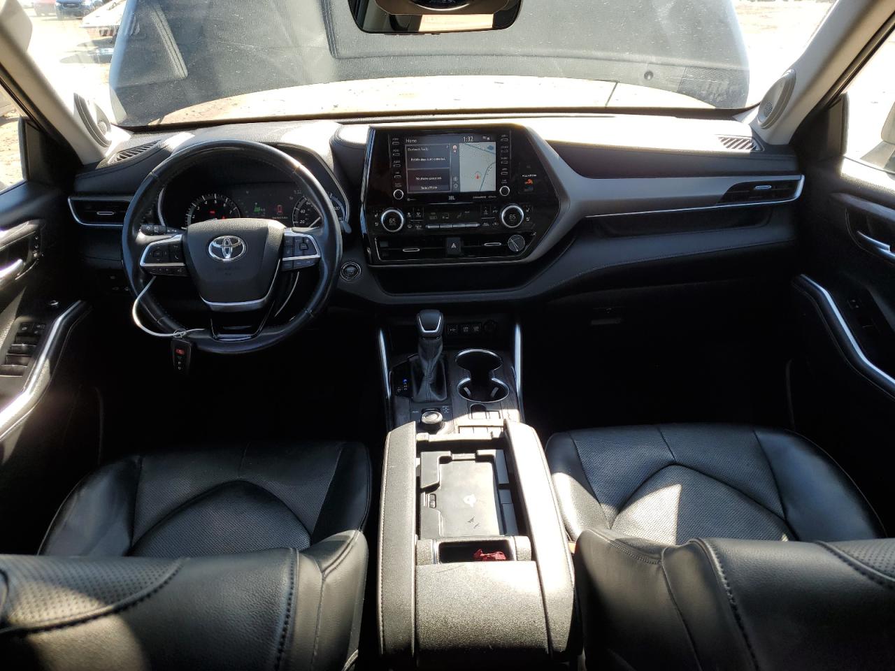 2020 Toyota Highlander - Image 8