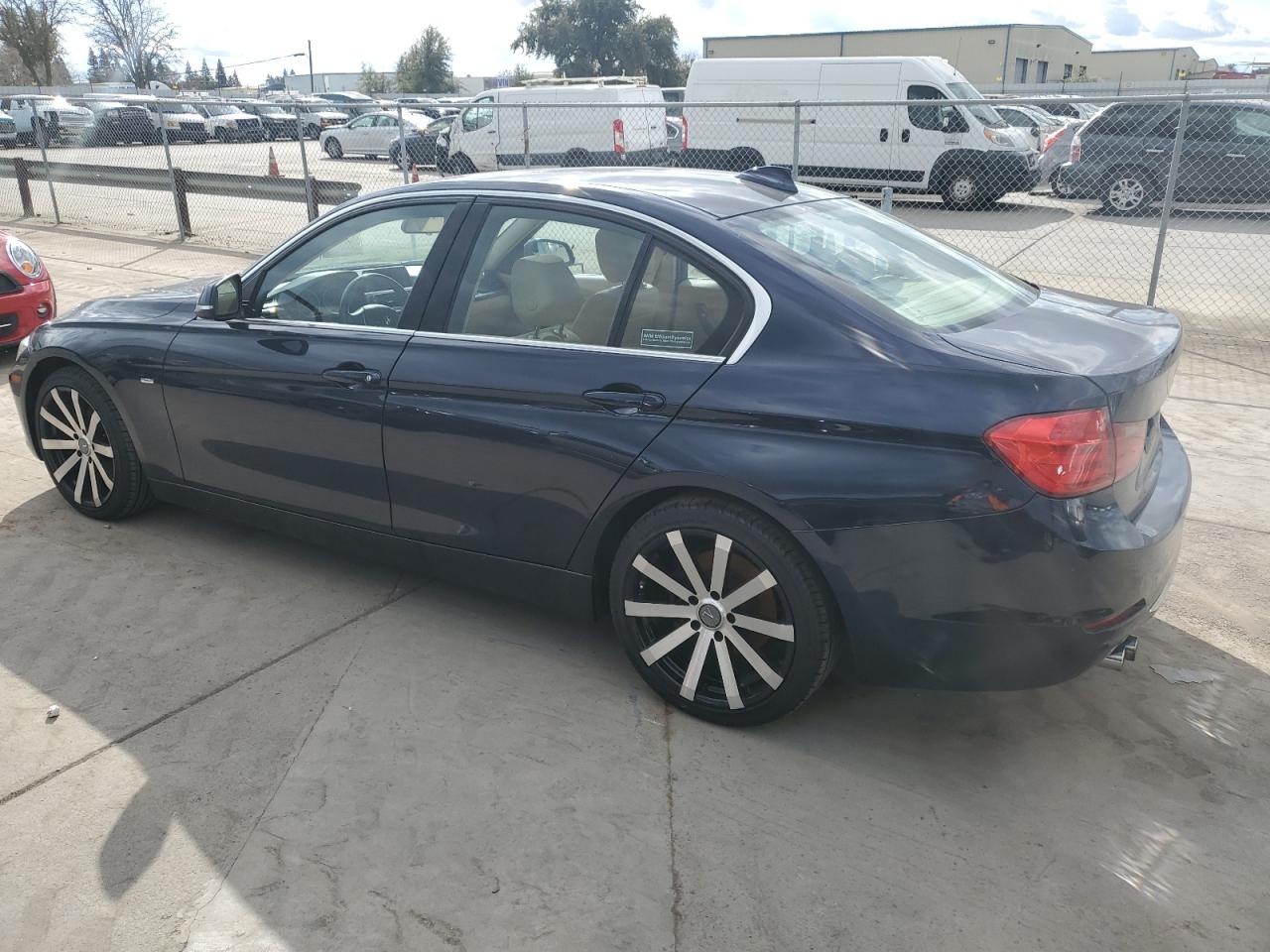 2013 BMW 3er - Image 2