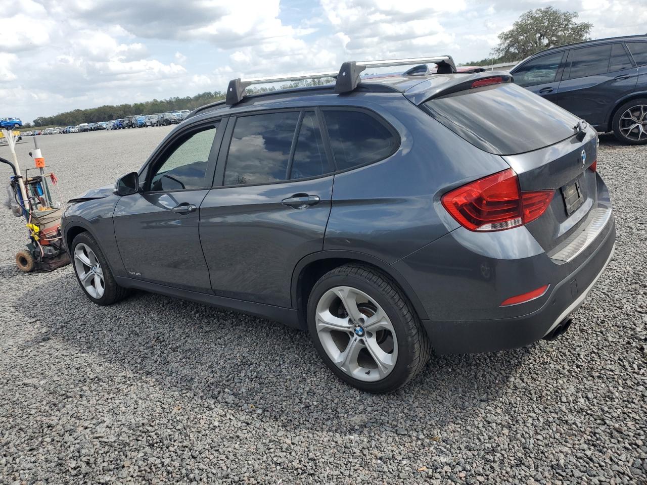2015 BMW X1 - Image 2