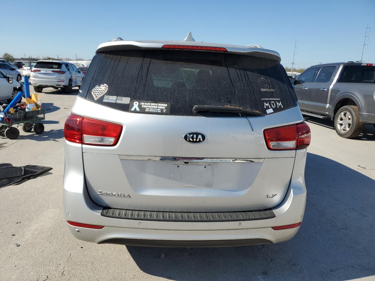 2016 Kia Sedona - Image 6